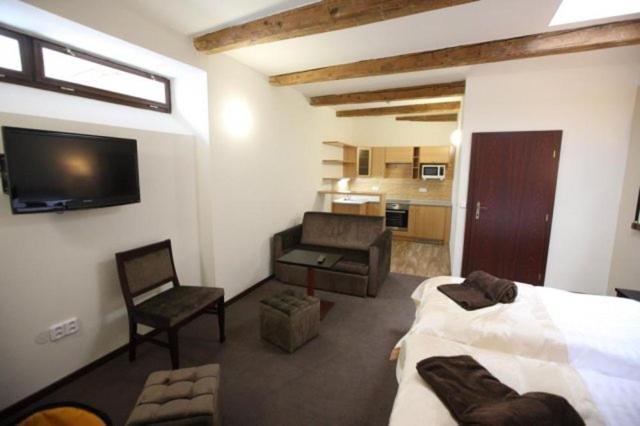 Hotel&Apartments U Černého orla Třebíč Chambre photo
