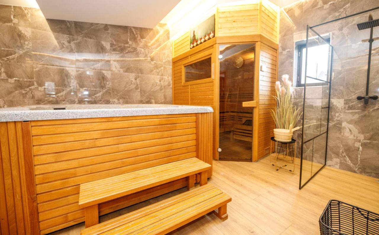 Hotel&Apartments U Černého orla Třebíč Extérieur photo