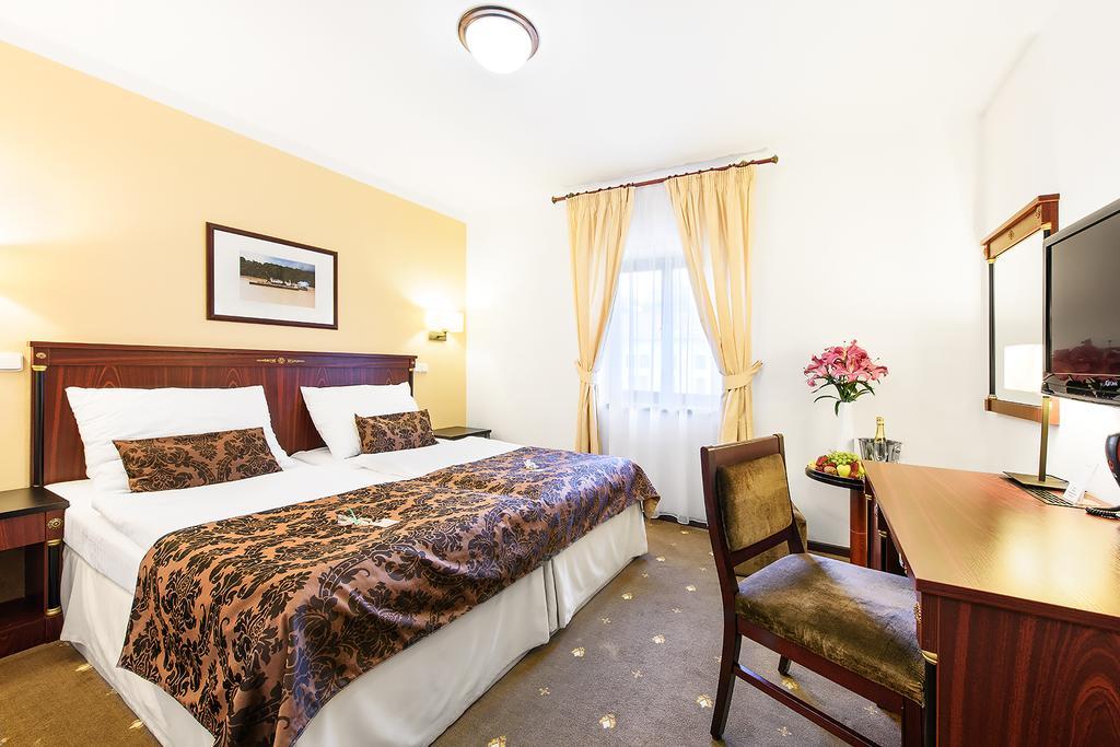 Hotel&Apartments U Černého orla Třebíč Extérieur photo